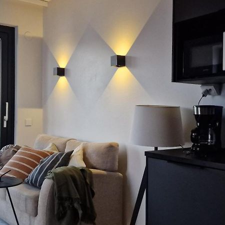 Modern Apartment Near Tampereen Messukeskus, With Own Private And Free Parking Екстер'єр фото